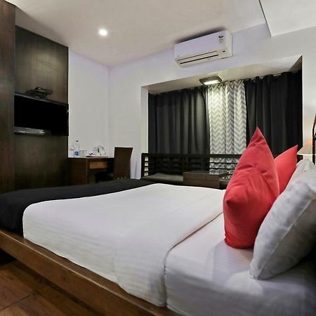 The Elite Royale Aparthotel Bangalore Exteriör bild