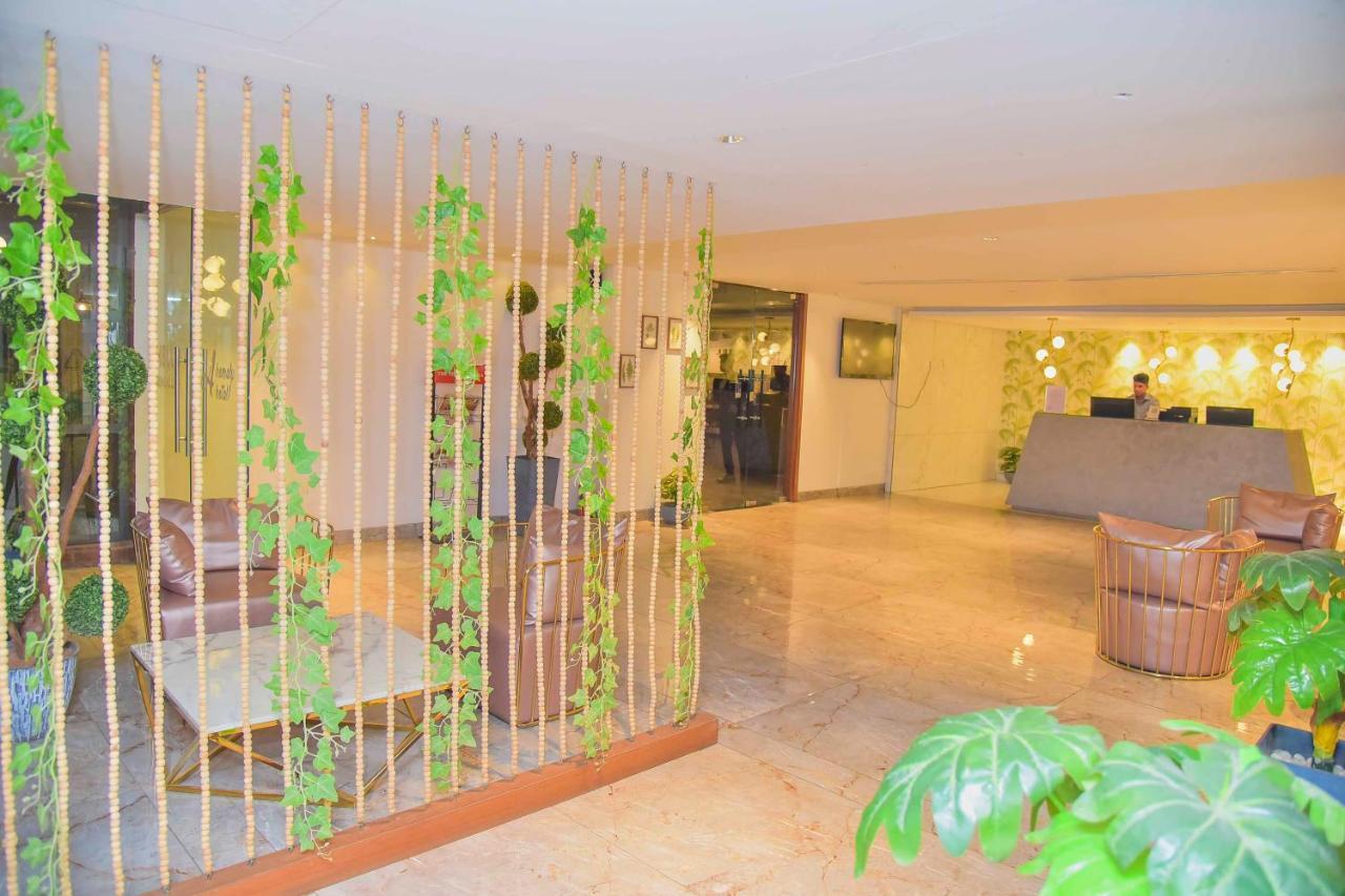 The Elite Royale Aparthotel Bangalore Exteriör bild