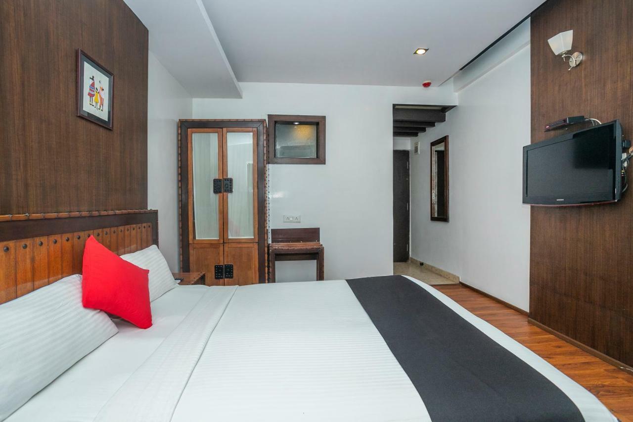 The Elite Royale Aparthotel Bangalore Exteriör bild