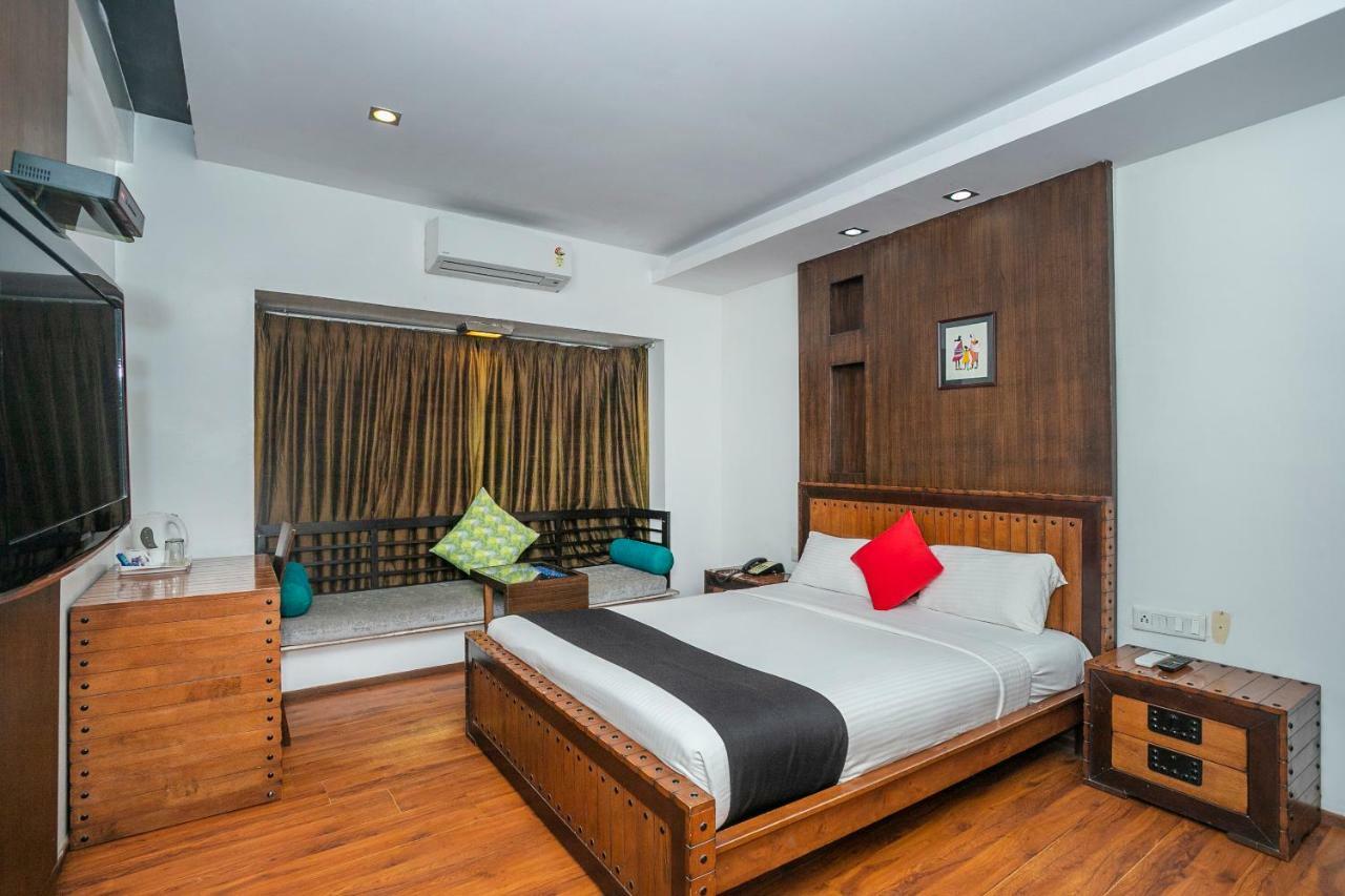 The Elite Royale Aparthotel Bangalore Exteriör bild